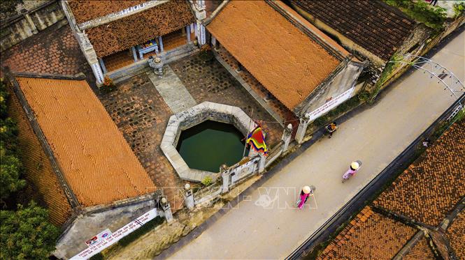Photo: Rural water wells have been part of rural people’s lives for thousands of years and have become an eternal symbol of rural Vietnam. VNA Photo: Minh Đức