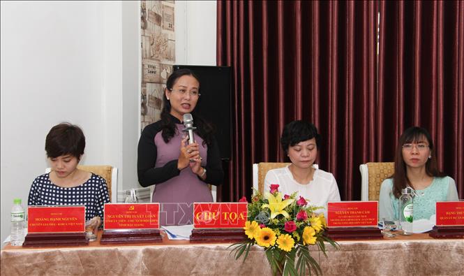 Trong ảnh: Bà Nguyễn Thị Tuyết Loan, Chủ tịch Hội Liên hiệp phụ nữ tỉnh Hậu Giang, phát biểu tại Hội thảo. Ảnh: Hồng Thái - TTXVN
