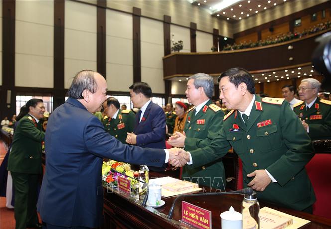 Trong ảnh: Thủ tướng Nguyễn Xuân Phúc với các đại biểu dự Đại hội. Ảnh: Dương Giang - TTXVN