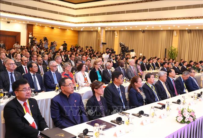 Photo: Delegates at the summit’s opening ceremony. VNA Photo
