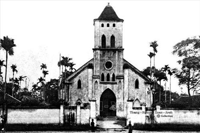 Trong ảnh: Nhà thờ Yên Bái năm 1910. Ảnh tư liệuTTXVN phát