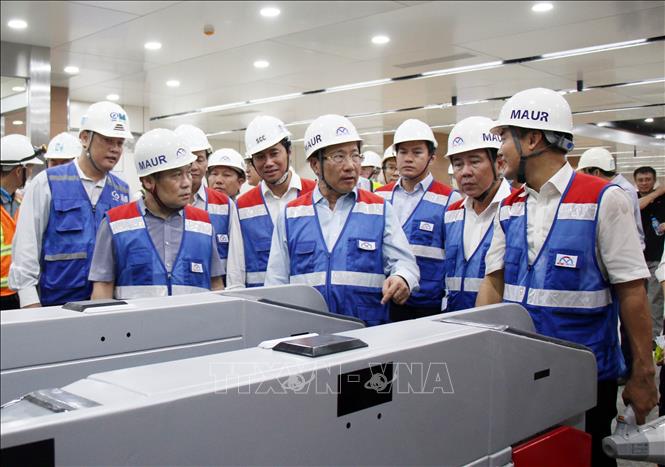 Photo: Deputy Prime Minister Pham Binh Minh inspects the construction site of the Ben Thanh-Suoi Tien metro line. VNA Photo: Tiến Lực