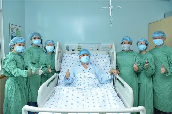 Trong ảnh: Bệnh nhân H.V.L. hoàn toàn khỏe mạnh sau 5 ngày ghép gan từ lá gan hiến tặng của một người phụ nữ ở Hà Nội. Ảnh: TTXVN phát