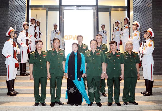 Trong ảnh: Chủ tịch Quốc hội Nguyễn Thị Kim Ngân và các đại biểu quân đội dự Chương trình. Ảnh: Trọng Đức - TTXVN