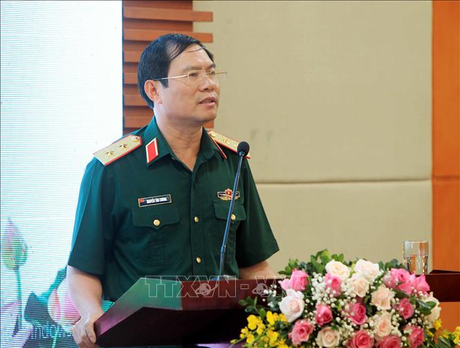 Trong ảnh: Trung tướng Nguyễn Tân Cương, Ủy viên Trung ương Đảng, Thứ trưởng Bộ Quốc phòng phát biểu tại buổi làm việc. Ảnh: An Đăng - TTXVN