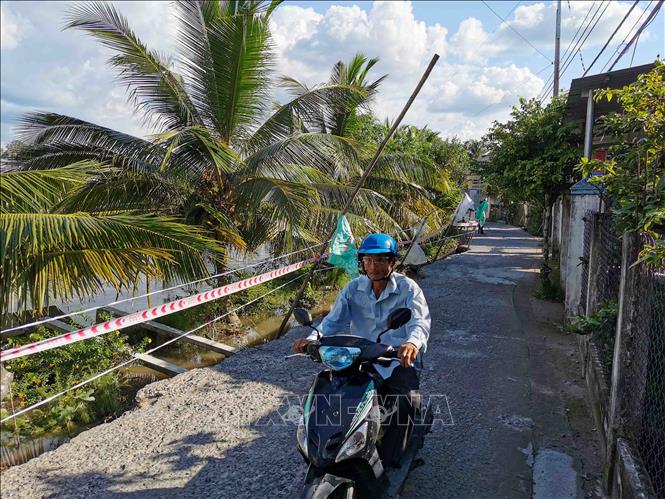 Trong ảnh: Hiện trường vụ sạt lở. Ảnh: Thanh Liêm - TTXVN