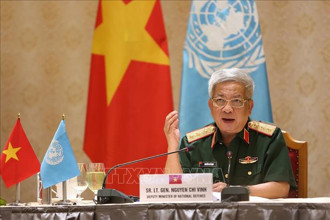 Trong ảnh: Thượng tướng Nguyễn Chí Vịnh, Thứ trưởng Bộ Quốc phòng phát biểu tại hội đàm. Ảnh: Dương Giang - TTXVN