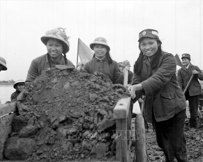 70 Năm Ngày Truyền Thống Lực Lượng Tnxp (15/7/1950 - 15/7/2020): Thanh Niên  Xung Phong Đóng Góp To Lớn Cho Sự Nghiệp Cách Mạng Của Đảng Và Dân Tộc -  Ảnh Chuyên