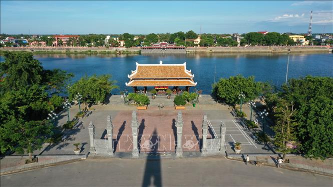 Photo: A house to host flower garland festivals was built in the citadel square. VNA Photo: Hồ Cầu