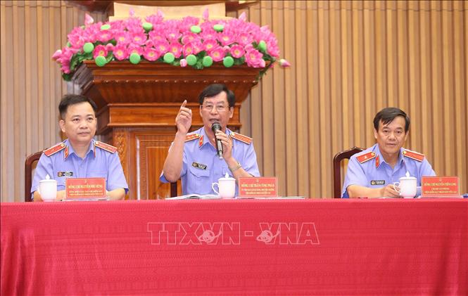 Trong ảnh: Đồng chí Trần Công Phàn, Phó Viện trưởng Viện kiểm sát nhân dân tối cao trả lời các câu hỏi của phóng viên. Ảnh: Doãn Tấn – TTXVN