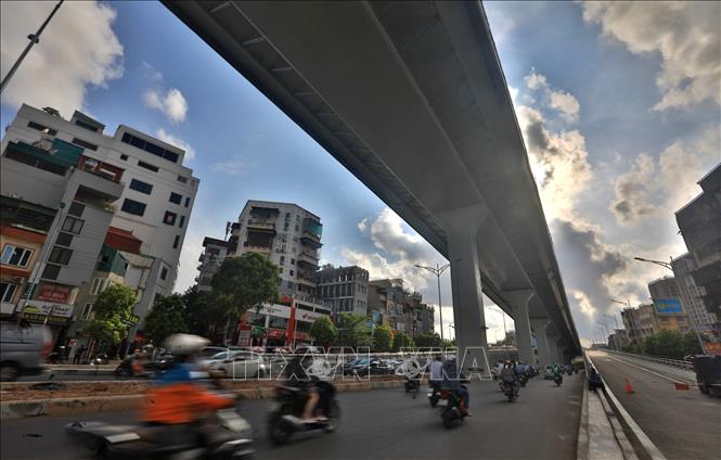 Trong ảnh: Một đoạn đường vành đai 2 trên cao . Ảnh: Thành Đạt - TTXVN