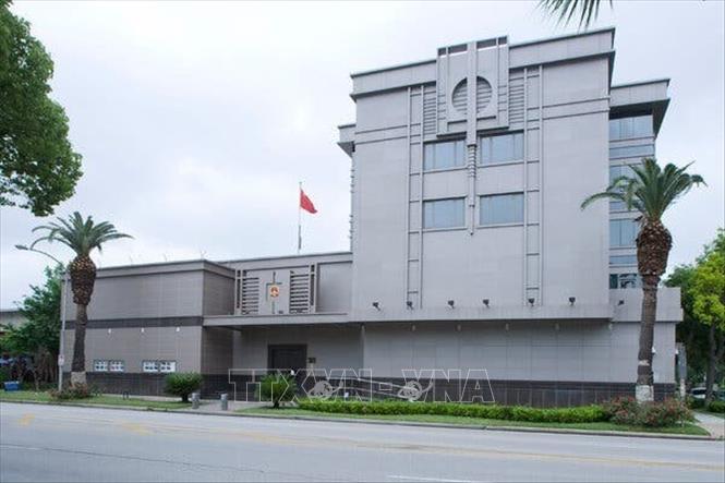 Trong ảnh: Tổng Lãnh sự quán Trung Quốc tại thành phố Houston, Mỹ. Ảnh: Wio News/TTXVN