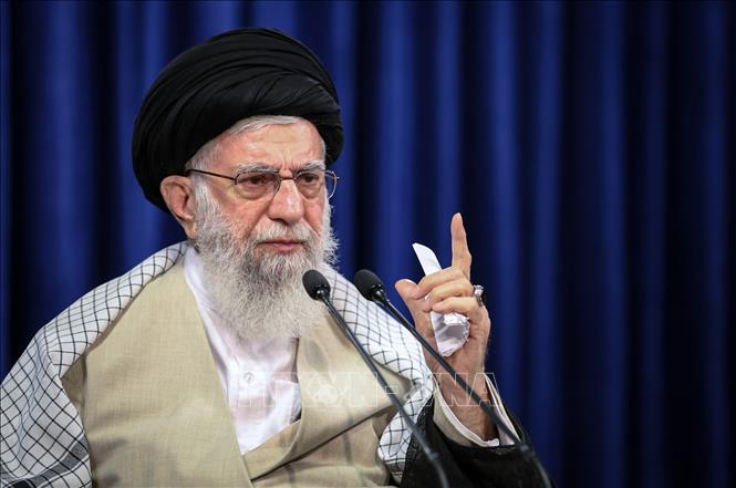 Trong ảnh: Đại giáo chủ Iran Ali Khamenei trong bài phát biểu được phát sóng trực tiếp trên kênh truyền hình nhà nước ở Tehran ngày 31/7/2020. Ảnh: AFP/TTXVN