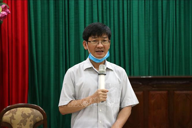 Trong ảnh: Ông Lương Văn Cầu, Phó Chủ tịch UBND tỉnh, Phó trưởng ban thường trực Ban chỉ đạo phòng chống dịch Covid-19 của tỉnh Hải Dương phát biểu chỉ đạo. Ảnh: Mạnh Tú - TTXVN