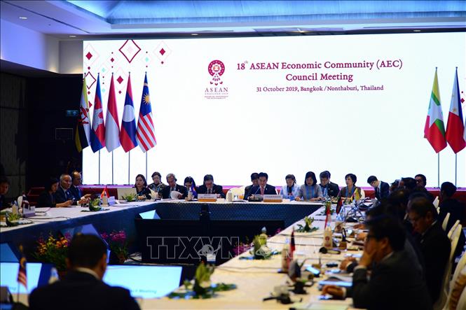 Trong ảnh: Hội nghị Hội đồng Cộng đồng kinh tế ASEAN lần thứ 18 diễn ra tại Thái Lan, ngày 31/10/2019. Ảnh: Ngọc Quang-TTXVN