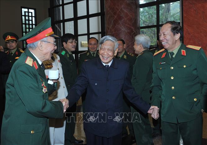 Trong ảnh: Nguyên Tổng Bí thư Lê Khả Phiêu tại buổi gặp mặt các đại biểu là cán bộ cao cấp quân đội đã nghỉ hưu, nghỉ công tác trên địa bàn thủ đô Hà Nội, do Quân ủy Trung ương - Bộ Quốc phòng tổ chức, ngày 30/1/2016. Ảnh: Trọng Đức - TTXVN