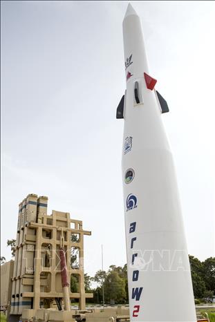 Trong ảnh: Tên lửa đánh chặn Arrow-2 tại căn cứ không quân Hatzor, Israel ngày 8/3/2018. Ảnh: AFP/TTXVN