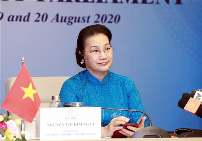 Photo: National Assembly Chairwoman Nguyen Thi Kim Ngan speaks at the meeting. VNA Photo:Trọng Đức