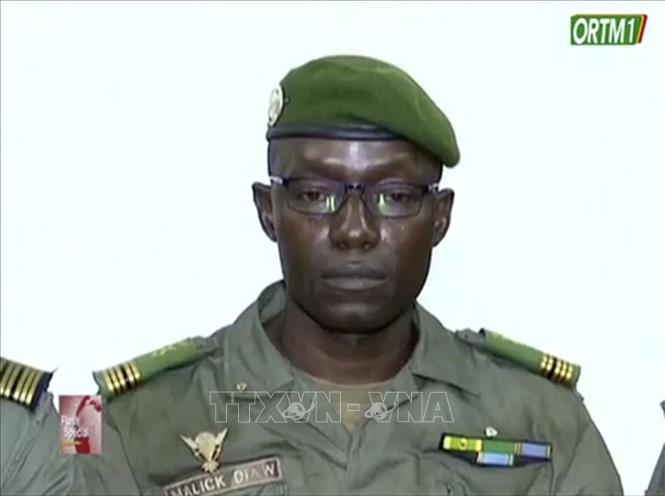 Trong ảnh: Tướng Malick Diaw, một trong các chỉ huy quân đội Mali tự xưng là thành viên Ủy ban cứu quốc của nhân dân. Ảnh: AP/TTXVN