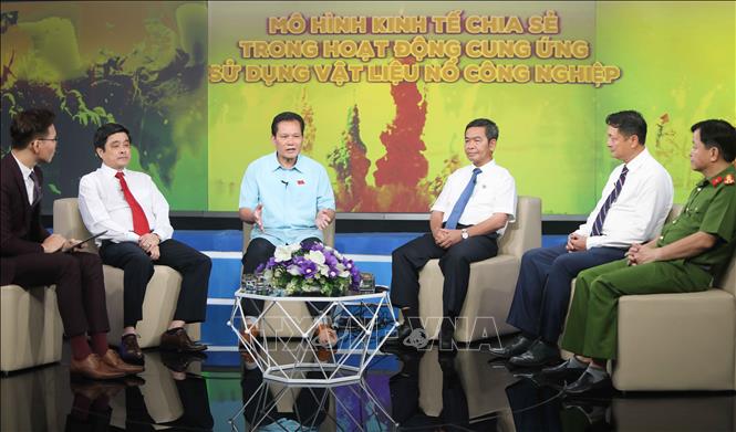 Trong ảnh: Quang cảnh tọa đàm. Ảnh: Thanh Tùng -  TTXVN