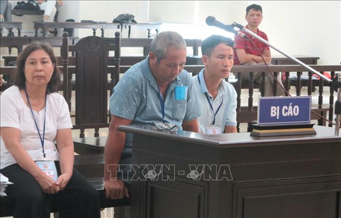 Trong ảnh: Các bị cáo tại phiên xét xử. Ảnh: Doãn Tấn - TTXVN