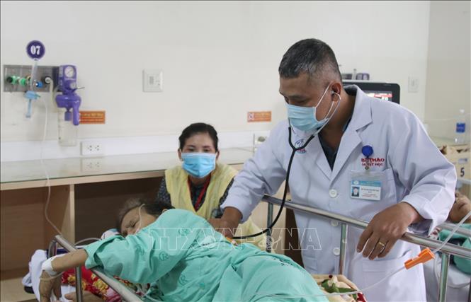 Photo: Preventive measures are tightened at Ho Chi Minh City's hospitals to protect vulnerable patients such as the elderly and patients with serious illness. VNA Photo: Đinh Hằng