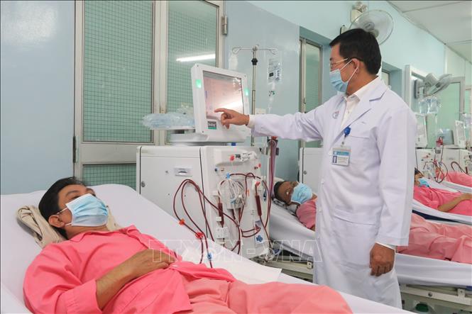 Photo: Preventive measures are tightened at Ho Chi Minh City's hospitals to protect vulnerable patients such as the elderly and patients with serious illness. VNA Photo: Đinh Hằng