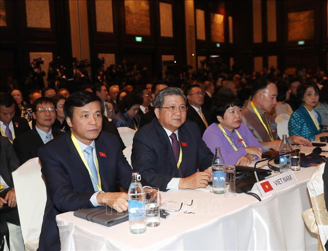 Trong ảnh: Đoàn đại biểu Quốc hội Việt Nam tham dự Lễ khai mạc AIPA-40, sáng 26/8/2019. Ảnh: Trọng Đức - TTXVN