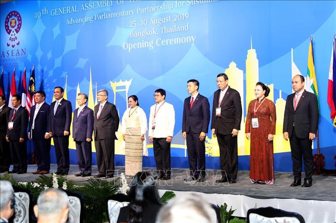 Trong ảnh: Chủ tịch Quốc hội Nguyễn Thị Kim Ngân và các Trưởng đoàn Nghị viện thành viên AIPA tại Lễ khai mạc Đại hội đồng AIPA-40, sáng 26/8/2019. Ảnh: Trọng Đức - TTXVN