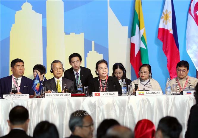 Trong ảnh: Chủ tịch Quốc hội Nguyễn Thị Kim Ngân tham gia Đoàn Chủ tịch tại Phiên họp toàn thể thứ hai của Đại hội đồng AIPA-40, sáng 29/8/2019. Ảnh: Trọng Đức - TTXVN