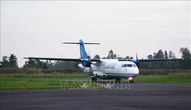 Hiện nay, Công ty Bay dịch vụ hàng không - VASCO đã khai thác tuyến bay thành phố Hồ Chí Minh - Cà Mau bằng máy bay ATR 72-500. 