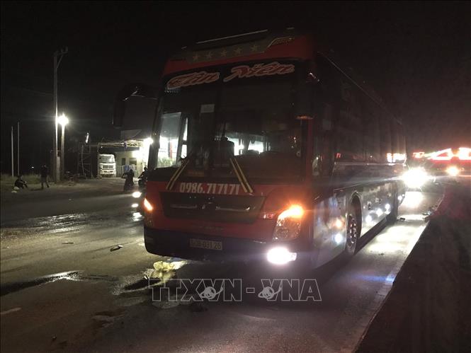 Trong ảnh: Hiện trường vụ tai nạn. Ảnh: Đậu Tất Thành - TTXVN
