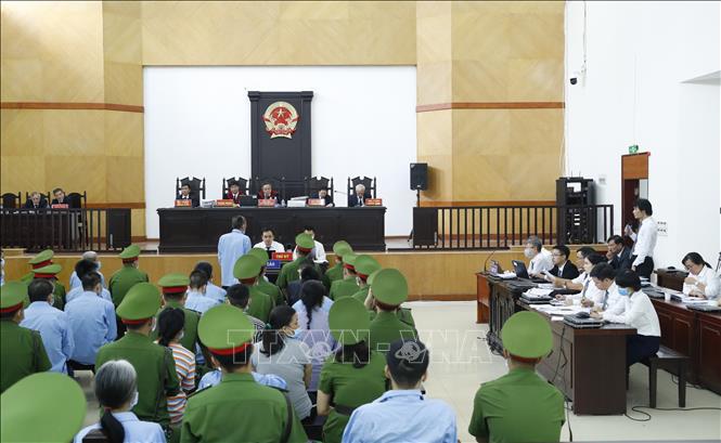 Trong ảnh: Hội đồng xét xử vụ án. Ảnh: Doãn Tấn - TTXVN