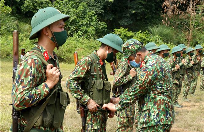 Trong ảnh: Trung đoàn 254 thực hiện tốt công tác huấn luyện chiến sỹ mới và phòng, chống dịch COVID-19. Ảnh: Quốc Khánh - TTXVN
