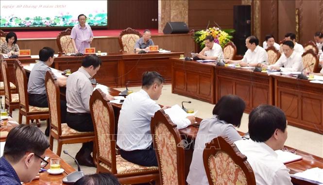 Trong ảnh: Quang cảnh buổi làm việc của Bí thư Thành uỷ Vương Đình Huệ với các cơ quan, đơn vị của Thành phố Hà Nội. Ảnh: Văn Điệp - TTXVN