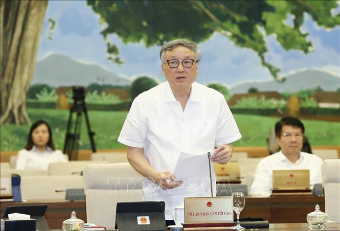 Trong ảnh: Chánh án Tòa án nhân dân Tối cao Nguyễn Hòa Bình trình bày báo cáo (tóm tắt). Ảnh: Doãn Tấn - TTXVN 