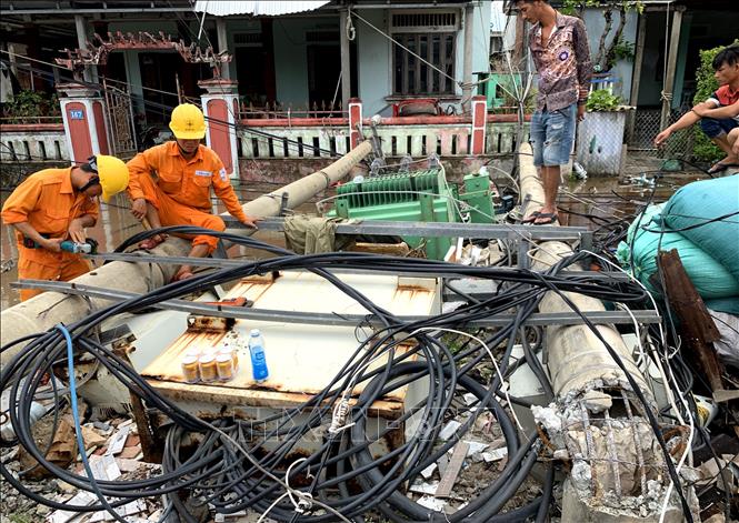 Điện lực Thừa Thiên - Huế khẩn trương khắc phục hậu quả ...