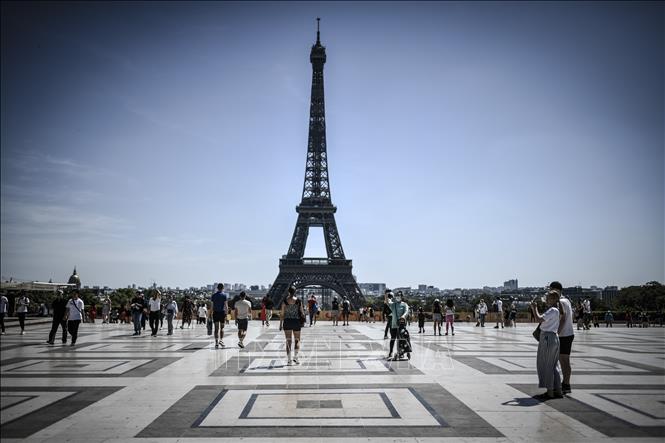 Hình ảnh tháp Eiffel  Kỳ quan lộng lẫy và độc đáo
