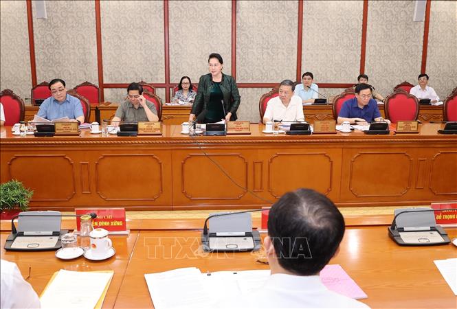Trong ảnh: Ủy viên Bộ chính trị, Chủ tịch Quốc hội Nguyễn Thị Kim Ngân phát biểu kết luận tại buổi làm việc. Ảnh: Trọng Đức – TTXVN