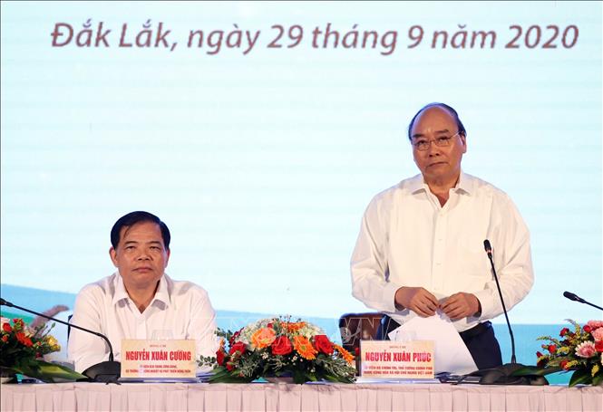 Trong ảnh: Thủ tướng Nguyễn Xuân Phúc phát biểu chỉ đạo hội nghị. Ảnh: Thống Nhất – TTXVN
