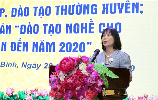 Trong ảnh: Bà Hà Thị Hải Yến, Phó Giám đốc Sở Lao động – Thương binh và Xã hội tỉnh Lạng Sơn phát biểu tại Hội nghị. Ảnh: Anh Tuấn – TTXVN