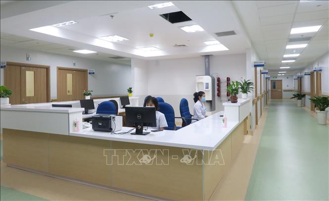 Trong ảnh: Khu vực Khoa Cấp cứu được thiết kế theo mô hình của nhiều nước trên thế giới. Ảnh: Đinh Hằng - TTXVN                               