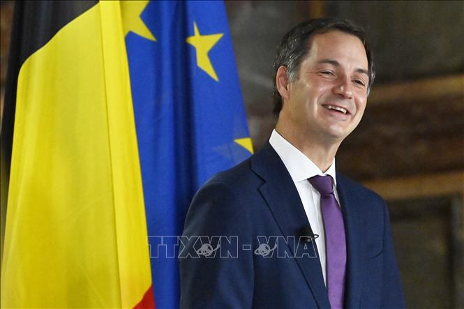 Trong ảnh: Ông Alexander De Croo phát biểu với báo giới tại thủ đô Brussels sau khi được đề cử làm Thủ tướng Bỉ ngày 30/9/2020. Ảnh: AFP/TTXVN