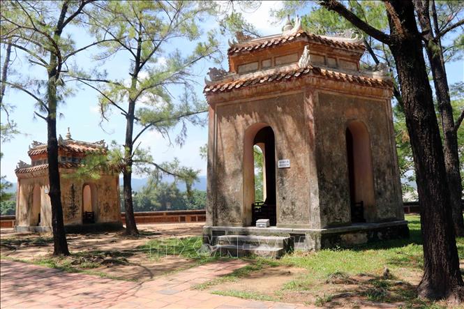 Trong ảnh: Lầu lục giác nơi đặt quả chuông Đại Hồng Chung. Ảnh: Đỗ Trưởng-TTXVN