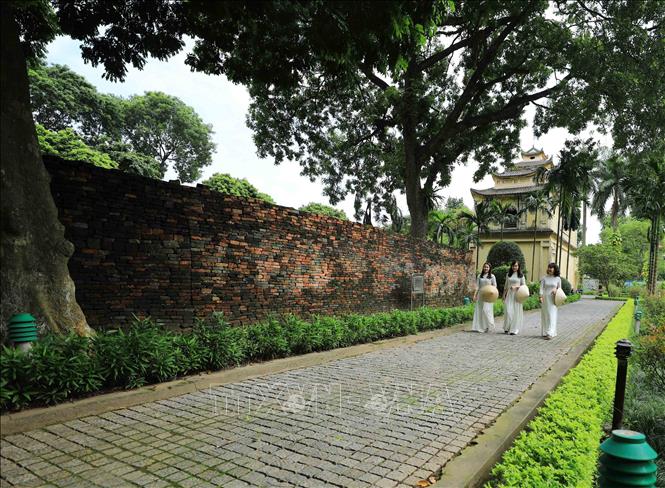 Trong ảnh: Lối vào Hậu Lâu - tòa lầu gác trong cùng, gần sát với Bắc Môn - cửa thành phía sau của Hoàng thành. Ảnh: TTXVN