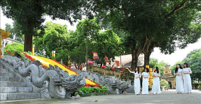 Trong ảnh: Điện Kính thiên trong khu di tích Hoàng thành Thăng Long. Ảnh: TTXVN