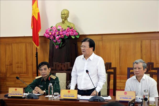 Trong ảnh: Phó Thủ tướng Trịnh Đình Dũng phát biểu tại buổi làm việc. Ảnh: Đỗ Trưởng-TTXVN