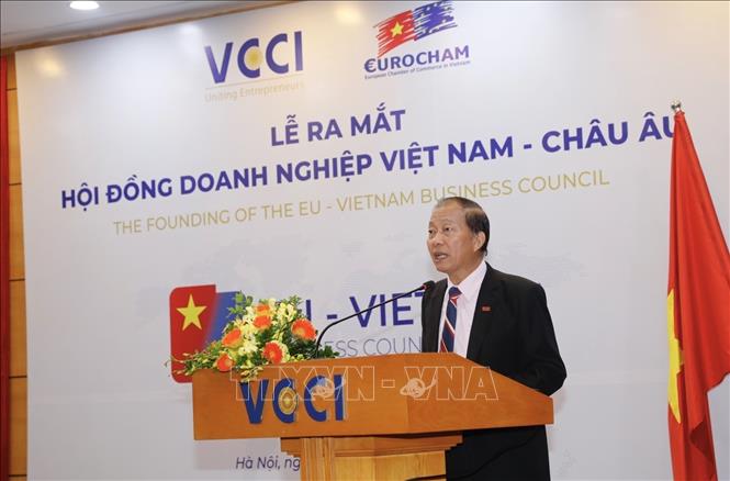 Photo: VCCI Vice Chairman Hoang Quang Phong speaks at the ceremony. VNA Photo: Trần Việt