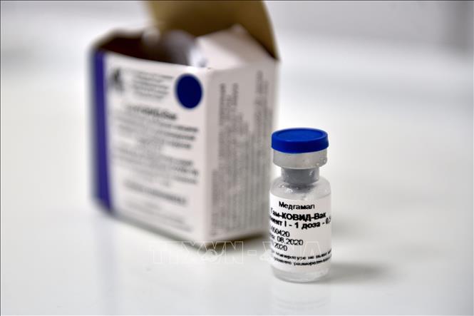 Trong ảnh: Một loại vaccine ngừa COVID-19 của Nga được giới thiệu tại Moskva ngày 10/9/2020. Ảnh: AFP/ TTXVN