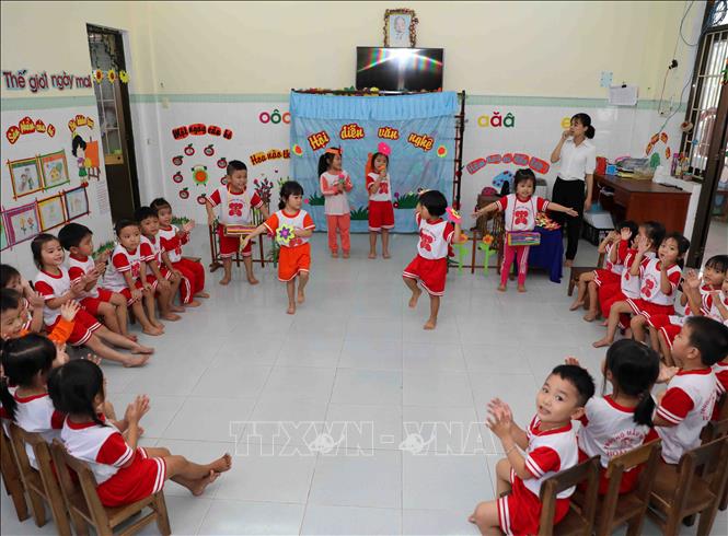 Trong ảnh: Ngành giáo dục các địa phương cần tiếp tục triển khai hiệu quả Quyết định số 41/QĐ-TTg ngày 8-1-2019 của Thủ tướng Chính phủ phê duyệt Đề án “Bảo đảm dinh dưỡng hợp lý và tăng cường hoạt động thể lực cho trẻ em, học sinh, sinh viên để nâng cao sức khỏe, dự phòng bệnh ung thư, tim mạch, đái tháo đường, bệnh phổi tắc nghẽn mạn tính và hen phế quản giai đoạn 2018-2025”. Ảnh: Thanh Tùng-TTXVN

